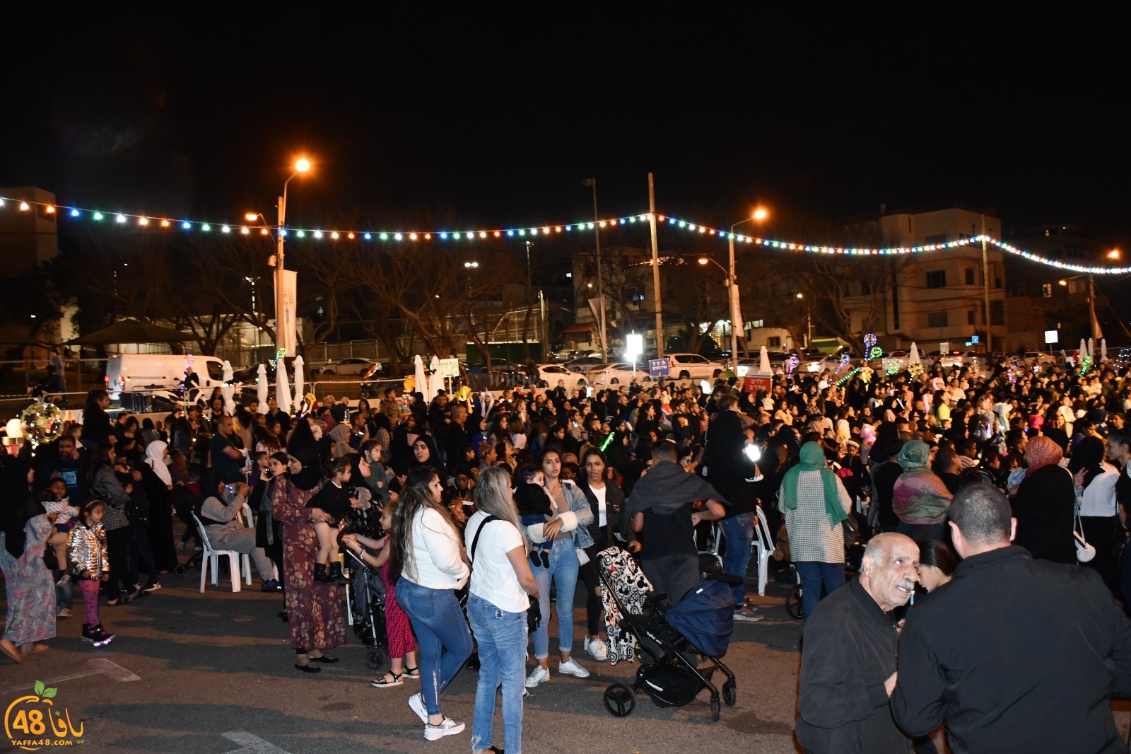  صور: حضور غفير في اليوم الثاني لفعاليات سوق يافا الرمضاني 